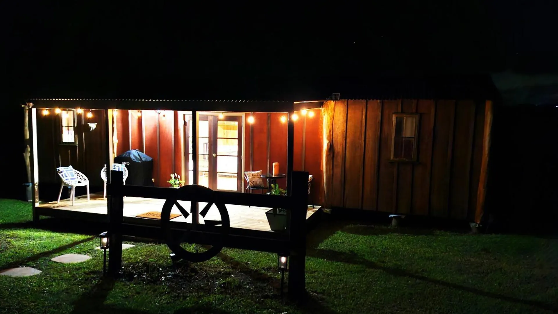 Дом отдыха Country Cottage Sunshine Coast Монтвилл